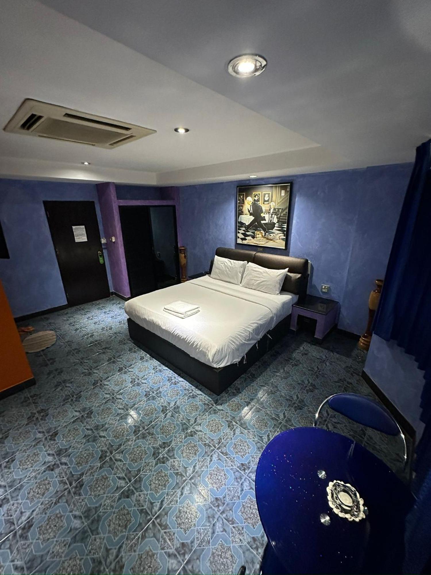 Koenig Hotel Pattaya Near Walking Street Exterior foto